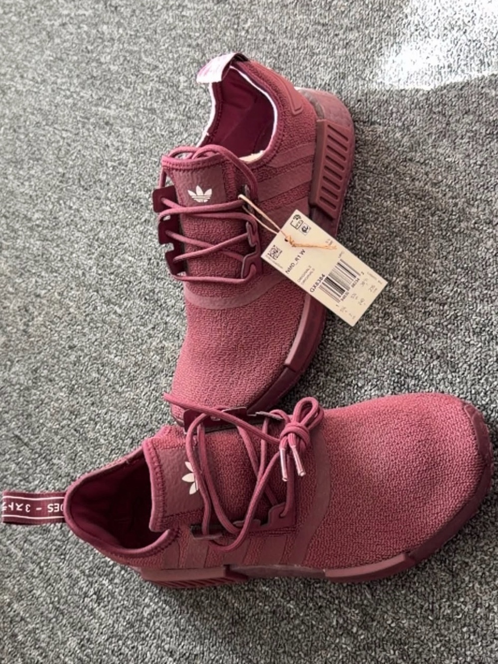 Women’s Adidas NMD size 7
